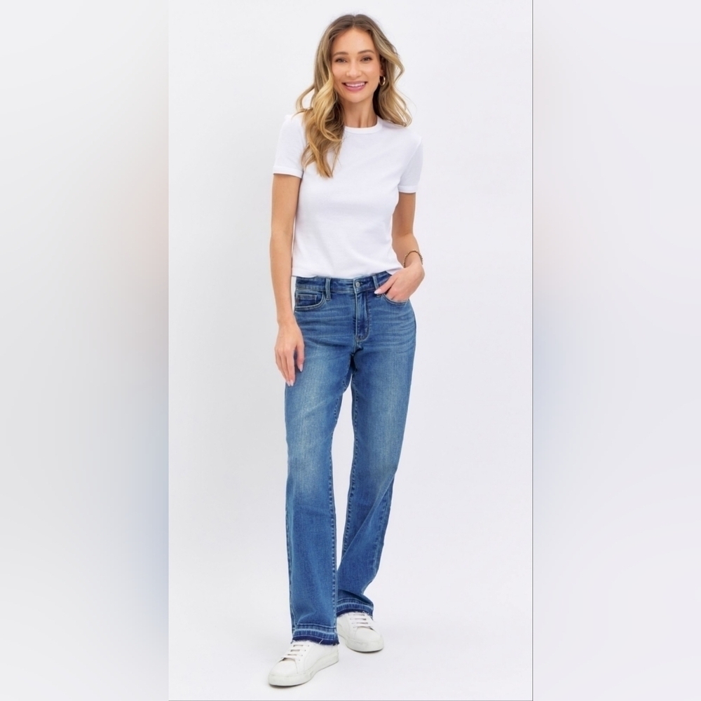 Judy Blue Mid Rise Medium Wash Released Hem Straight Jeans Retail NEW 0/24 - Picture 6 of 12